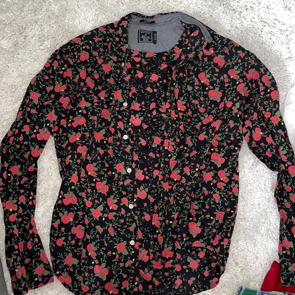 Mens button down casual roses - Picture 1 of 2
